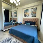 двухкомнатная в аркадии с двумя кроватями две отдельные спальни! Апартаменти Одеса