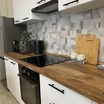 Apartament двухкомнатная в аркадии с двумя кроватями две отдельные спальни!