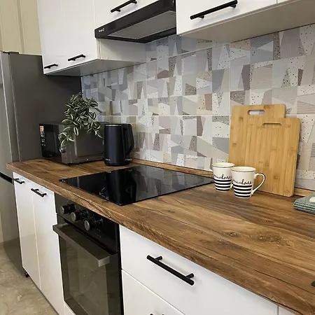 Apartmán Двухкомнатная Квартира На 4 Этаже В Аркадии С Двумя Кроватями