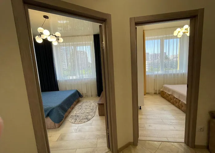 двухкомнатная в аркадии с двумя кроватями две отдельные спальни! Odessa