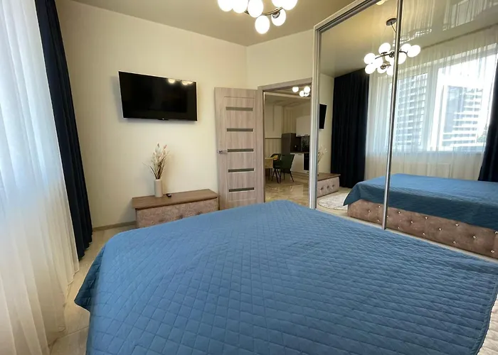 двухкомнатная в аркадии с двумя кроватями две отдельные спальни!