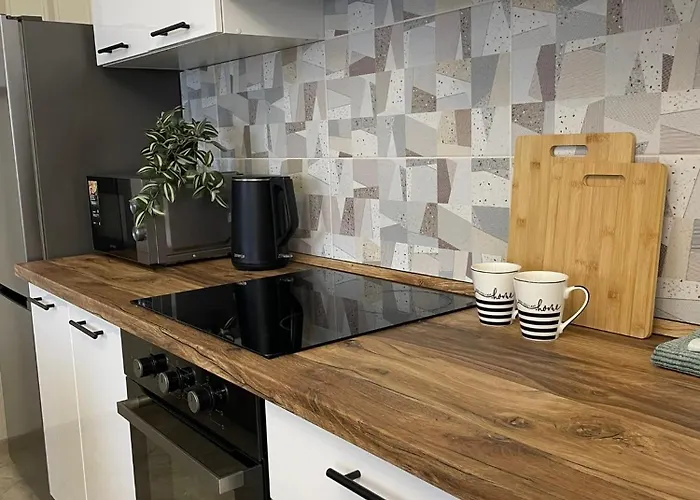 Apartment двухкомнатная в аркадии с двумя кроватями две отдельные спальни!